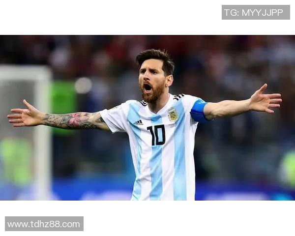 足球巨星的心路历程与奋斗精神：从球场到人生舞台的深刻演讲