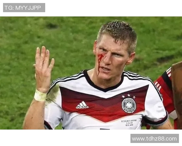 七年级课本中的足球球星:激情与荣耀背后的传奇故事与成长历程 七年级课本中的足球球星:激情与荣耀背后的传奇故事与成长历程